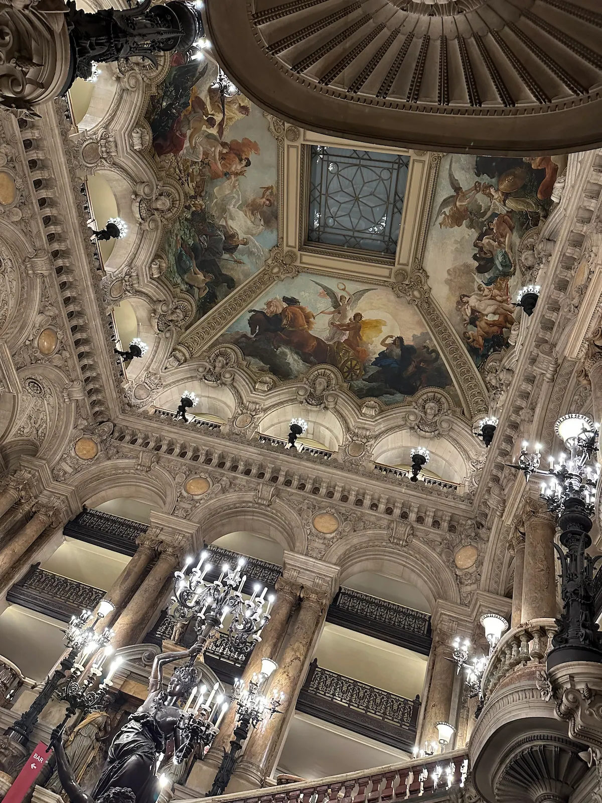 Cultural experiences in Paris