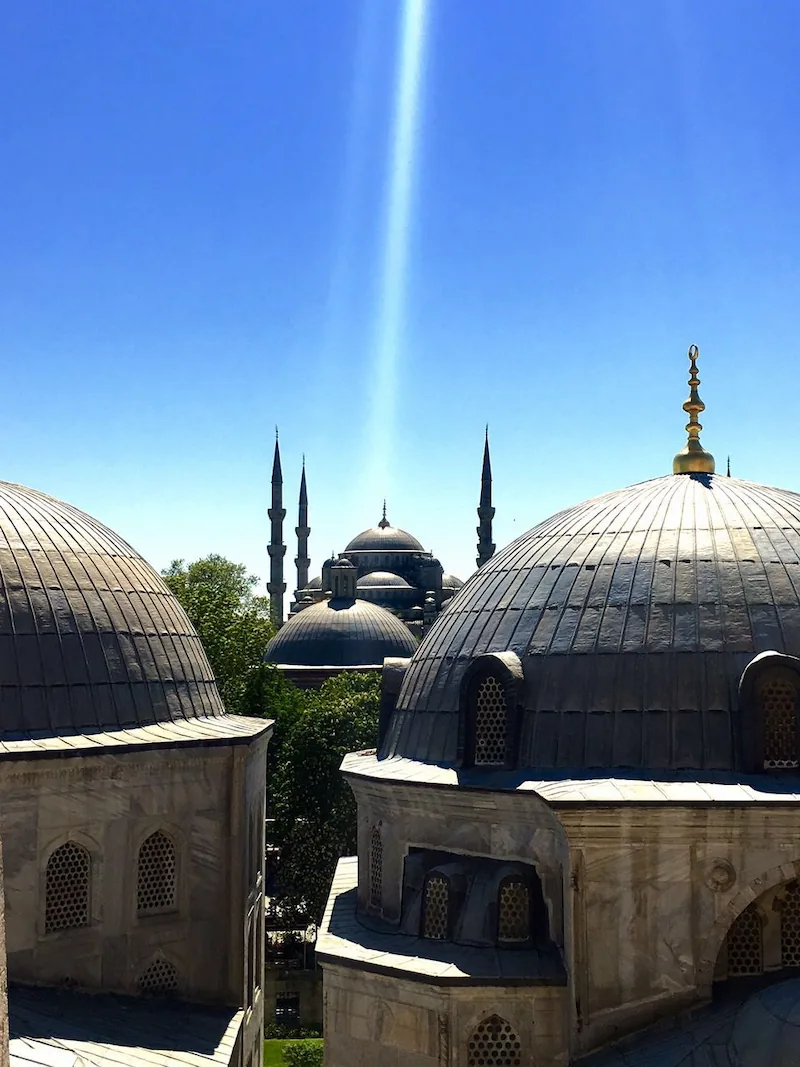 Luxury travel in Istanbul by Illusthrone